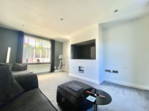 Lounge- click for photo gallery
